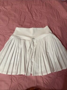 ALO Yoga White Pleated Circle Skater Skirt